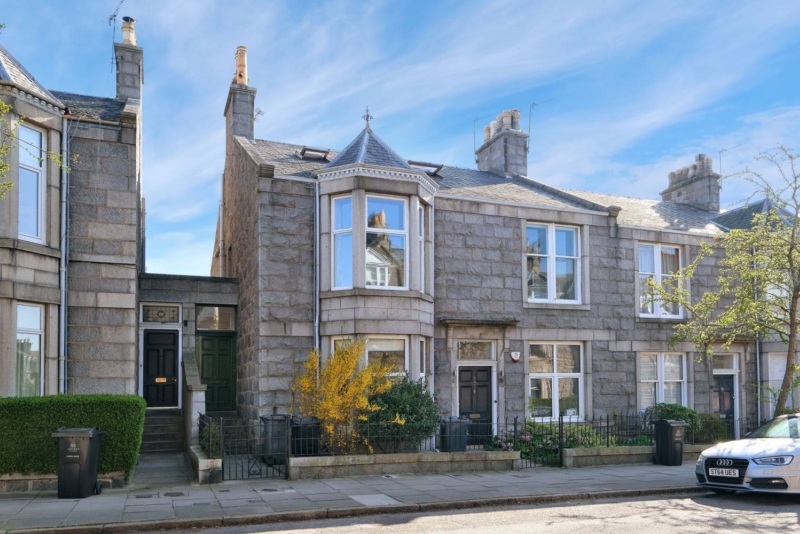 Latest homes for sale — week beginning 1 May, 2022 News and Views