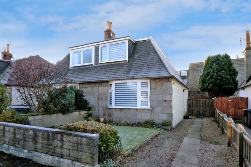 Latest homes for sale and rent — week beginning 27 November, 2022