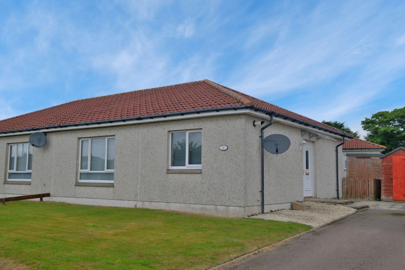 Downies Court 521 3375