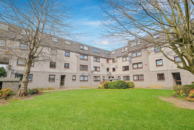 Ferguson Court 23 19 6899