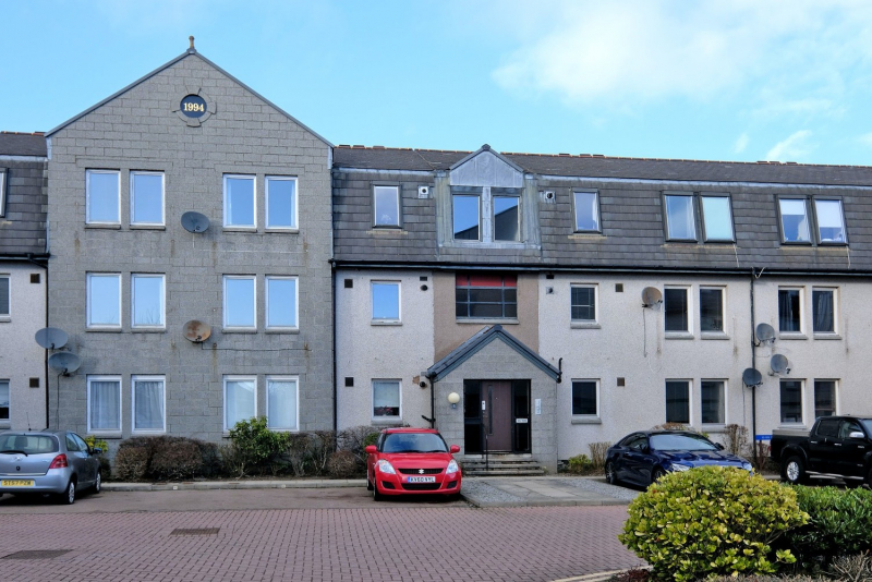 Gairn Mews 97 EXT 21 5456