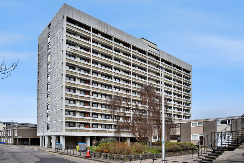 Gilcomstoun Land 37 21 6827