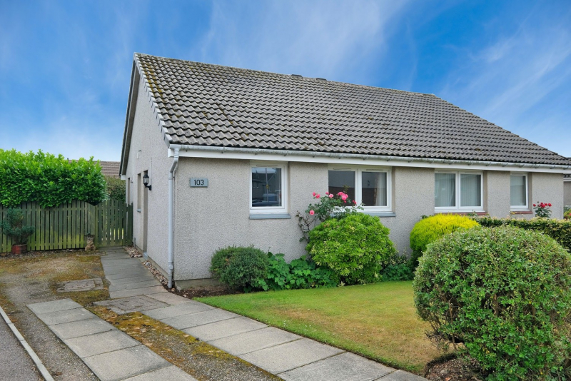 Lee Crescent 103 21 6897
