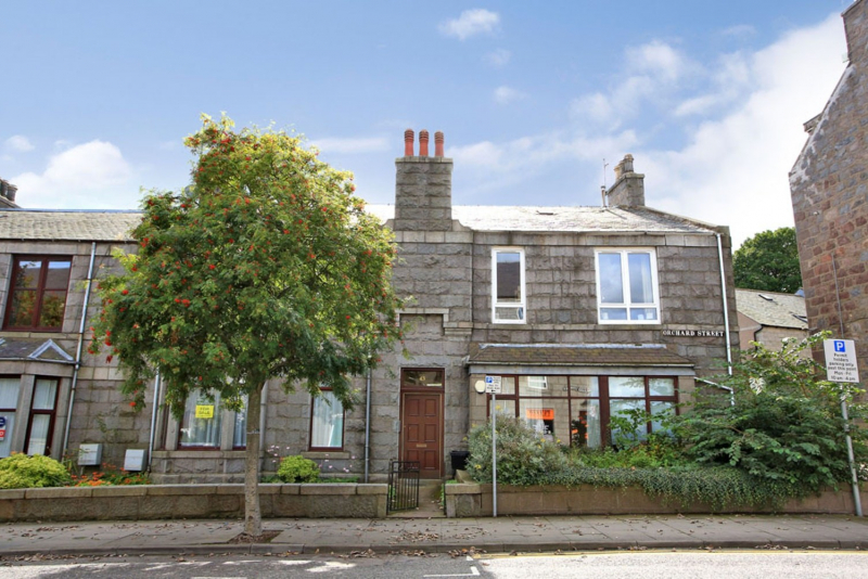 Orchard Street 43 17 5669
