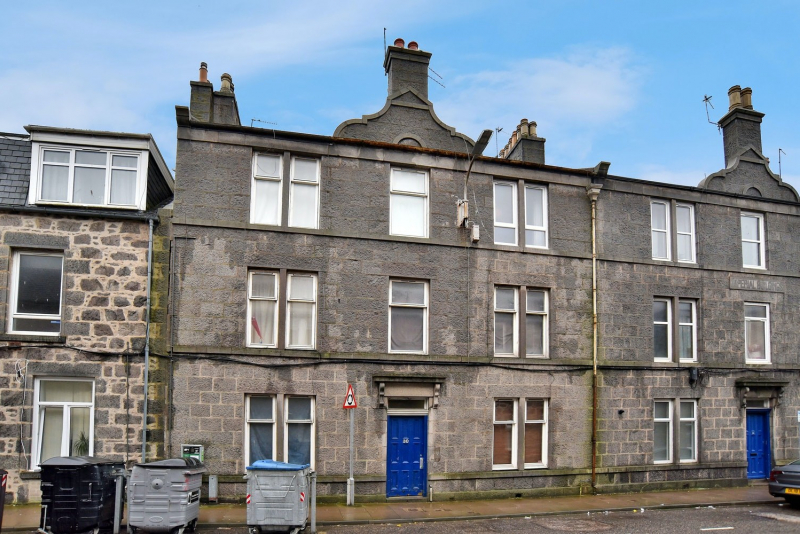 St Clair St 30 E 1109 21