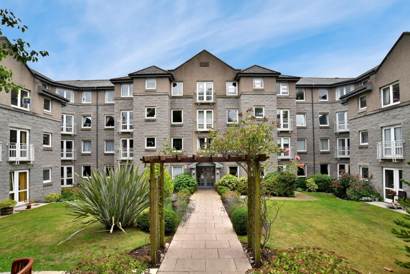 Whinhill Gate 34 21 8767