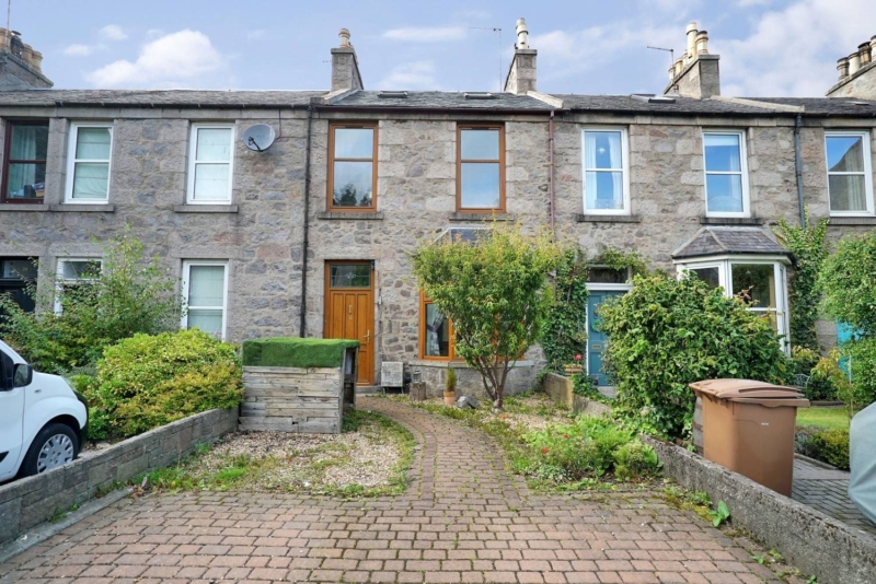 Latest homes for sale — week beginning 1 May, 2022 News and Views